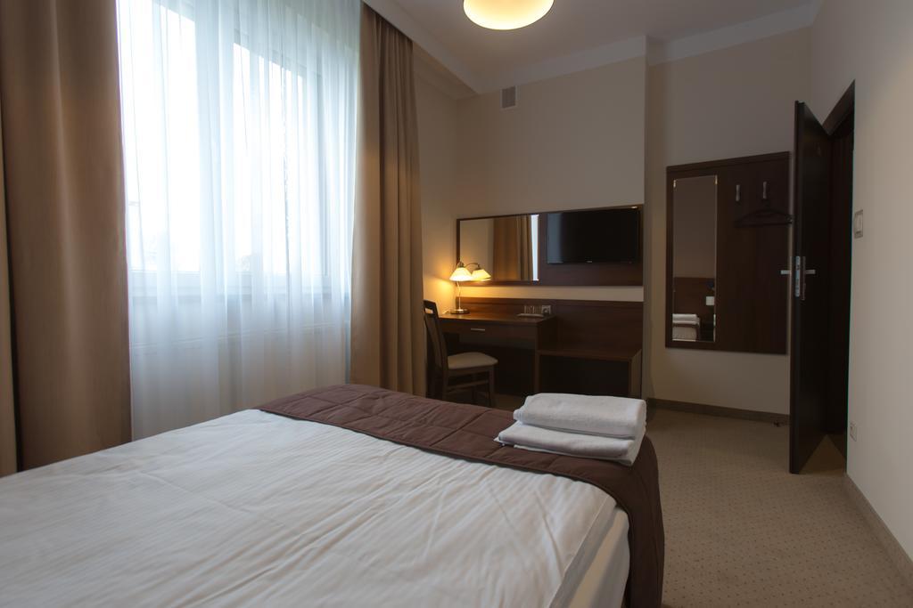 Bed and Breakfast Camelot Сандомир Номер фото