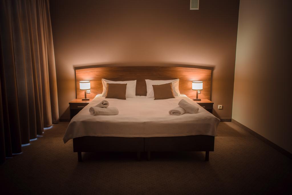 Bed and Breakfast Camelot Сандомир Экстерьер фото